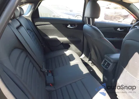 2024 Kia Forte Gt из США, поврежденный, VIN 3KPF44AC4RE833965